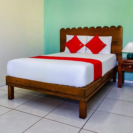 Oyo Hotel Miramar, Loreto Лорето Экстерьер фото