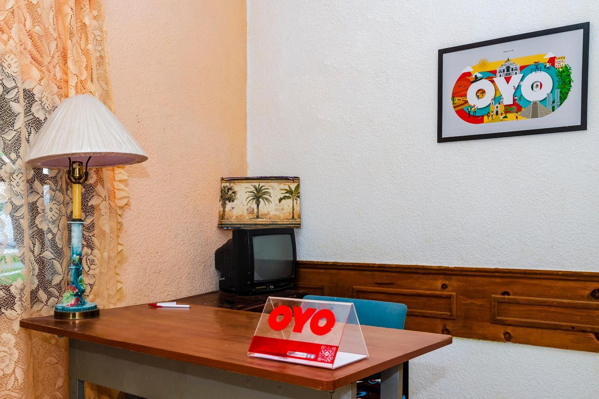 Oyo Hotel Miramar, Loreto Лорето Экстерьер фото
