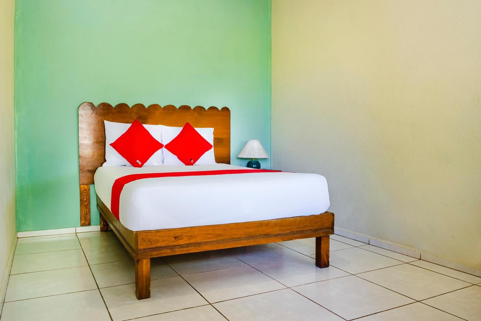 Oyo Hotel Miramar, Loreto Лорето Экстерьер фото